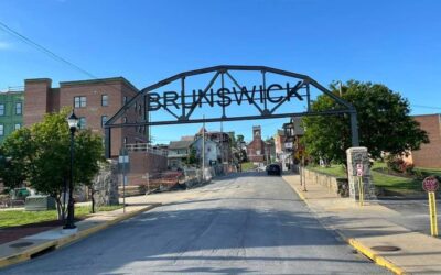Stunning New Welcome Arch Unveiled